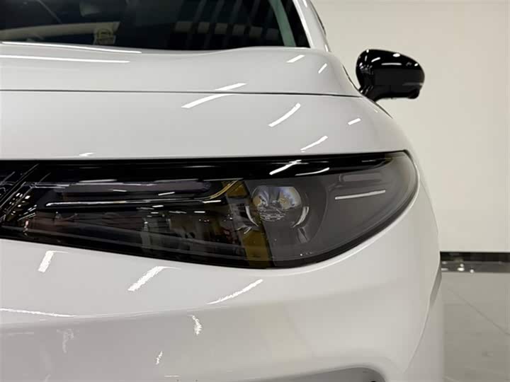 Фото 9 - Leapmotor C10