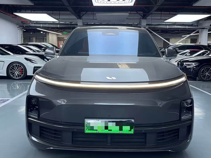 Фото 2 - LiXiang L8