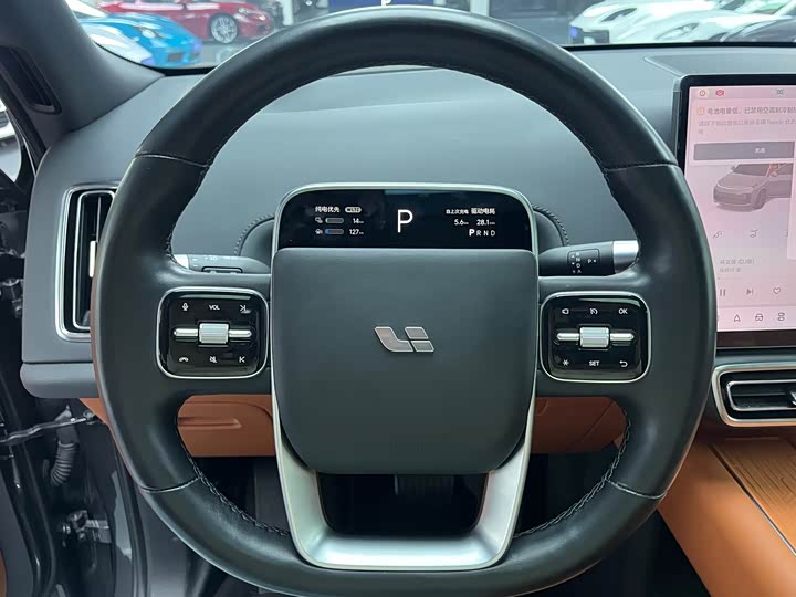 Фото 5 - LiXiang L8