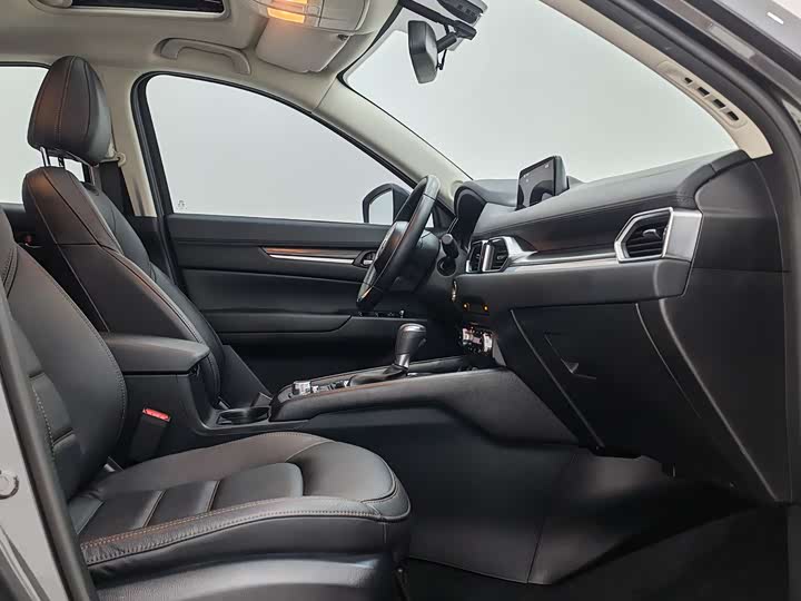 Фото 9 - Mazda CX-5