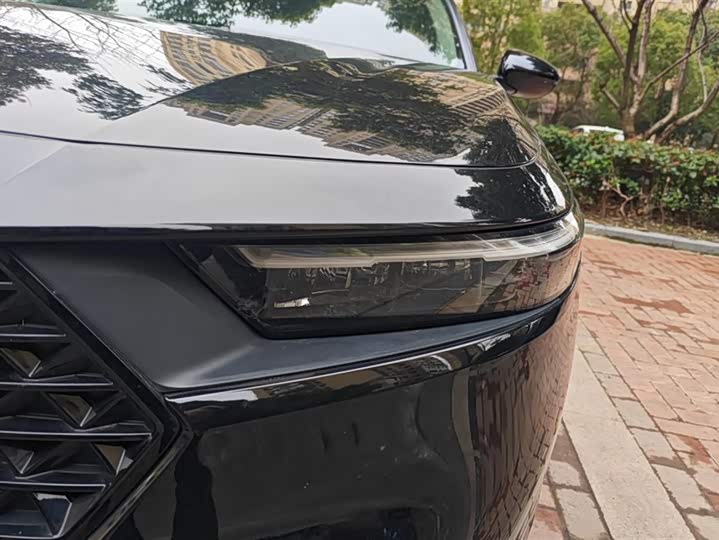 Фото 5 - Honda Accord