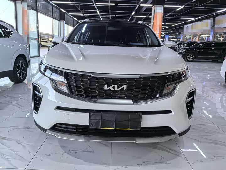 Фото 2 - Kia KX5