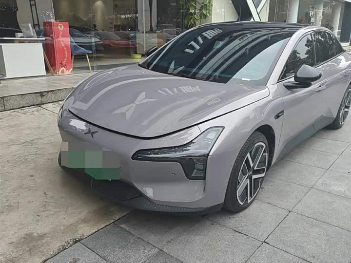 Фото 1 - XPeng Mona M03