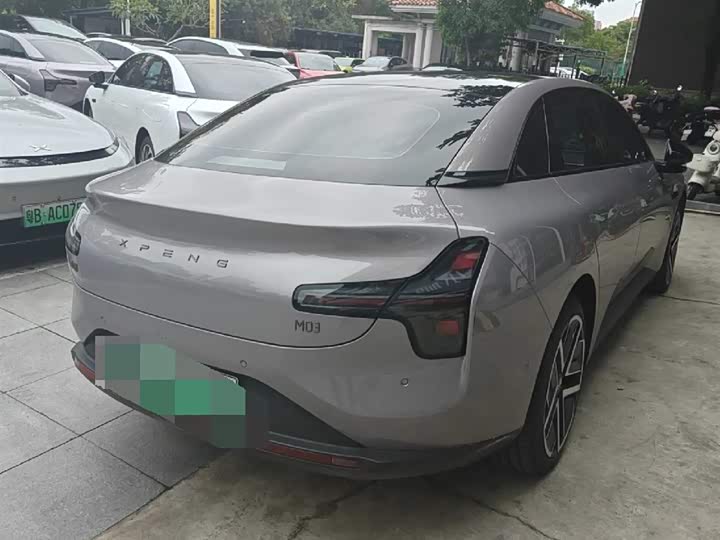 Фото 4 - XPeng Mona M03