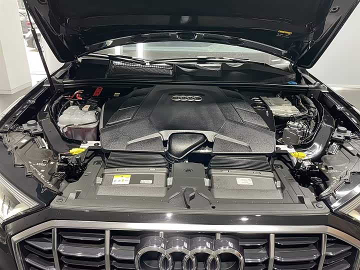 Фото 6 - Audi Q7