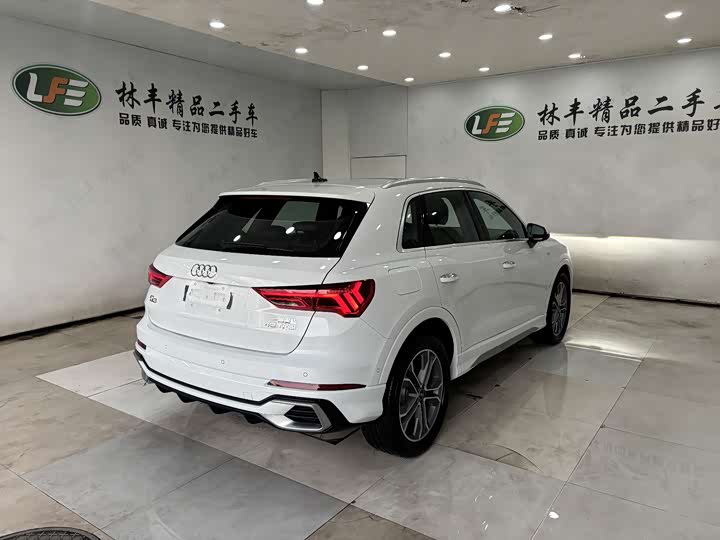 Фото 5 - Audi Q3