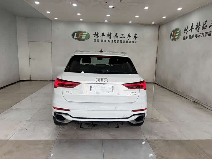 Фото 6 - Audi Q3