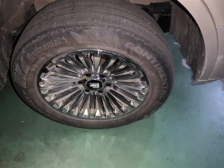 Фото 6 - Tank 500 Hybrid