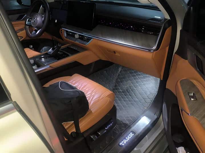 Фото 8 - Tank 500 Hybrid