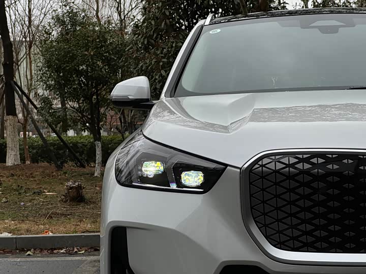 Фото 5 - BMW iX1