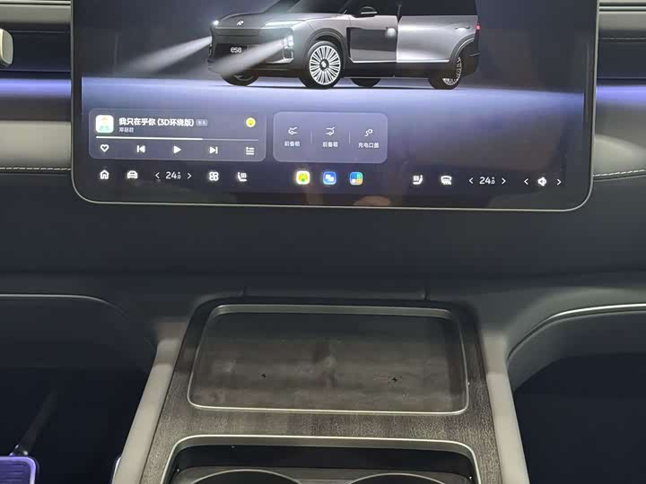 Фото 9 - Nio ES8