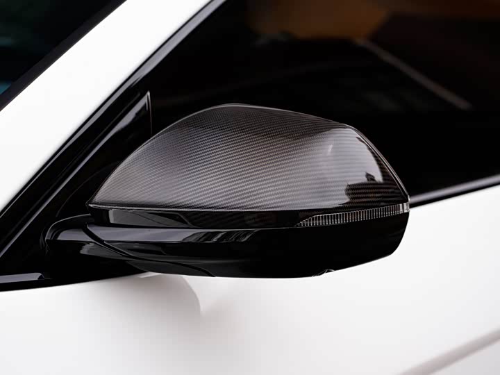 Фото 6 - Lamborghini Urus