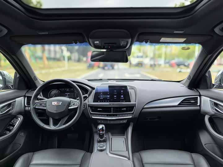 Photo 9 - Cadillac CT5