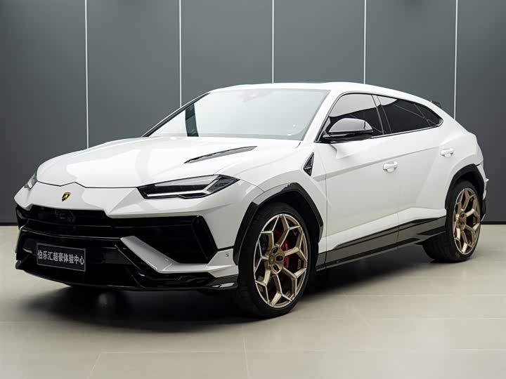 Фото 2 - Lamborghini Urus