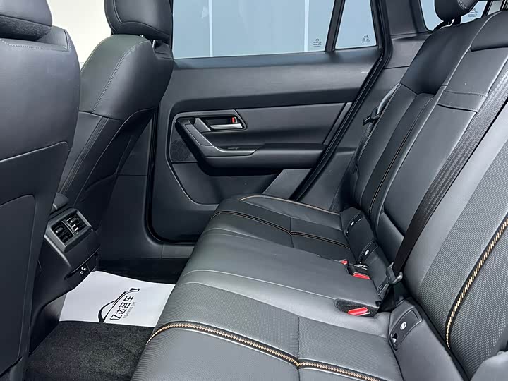 Фото 8 - Mazda CX-50