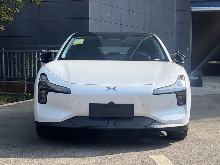 Фото 3 - XPeng Mona M03