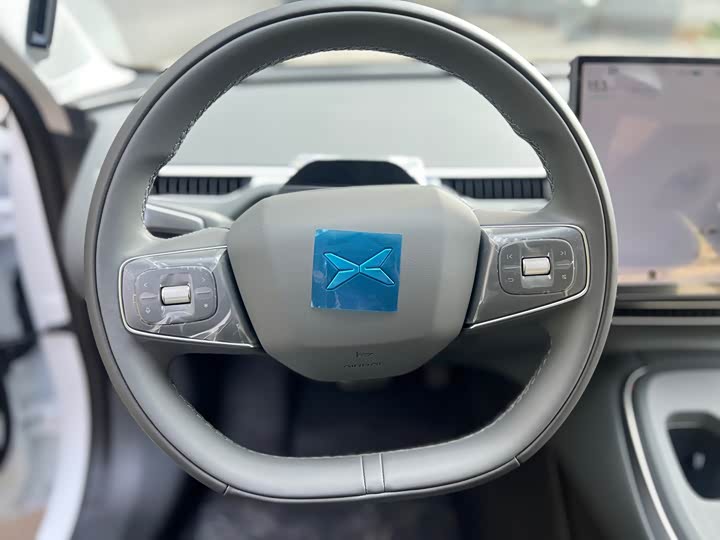 Фото 9 - XPeng Mona M03