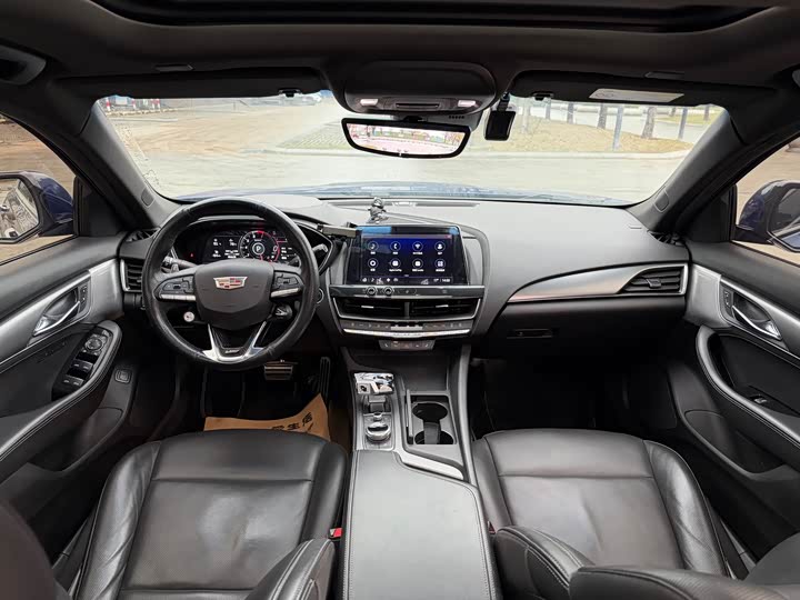 Фото 6 - Cadillac CT5