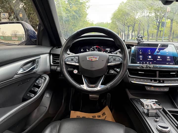 Фото 7 - Cadillac CT5