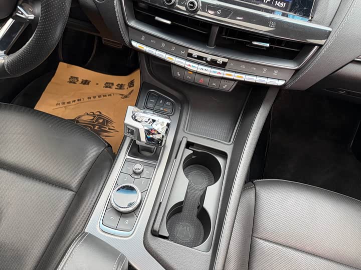 Фото 9 - Cadillac CT5