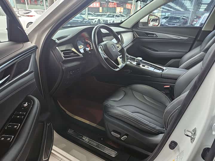 Фото 9 - Changan CS85 Coupe