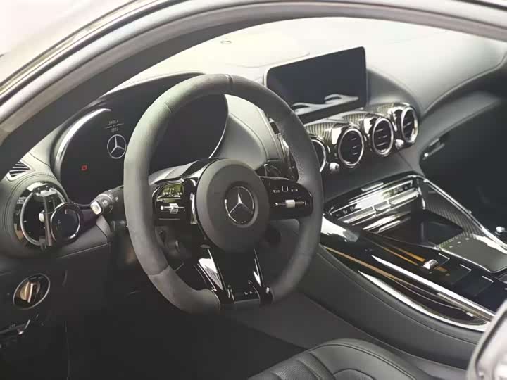 Фото 2 - Mercedes-Benz AMG GT