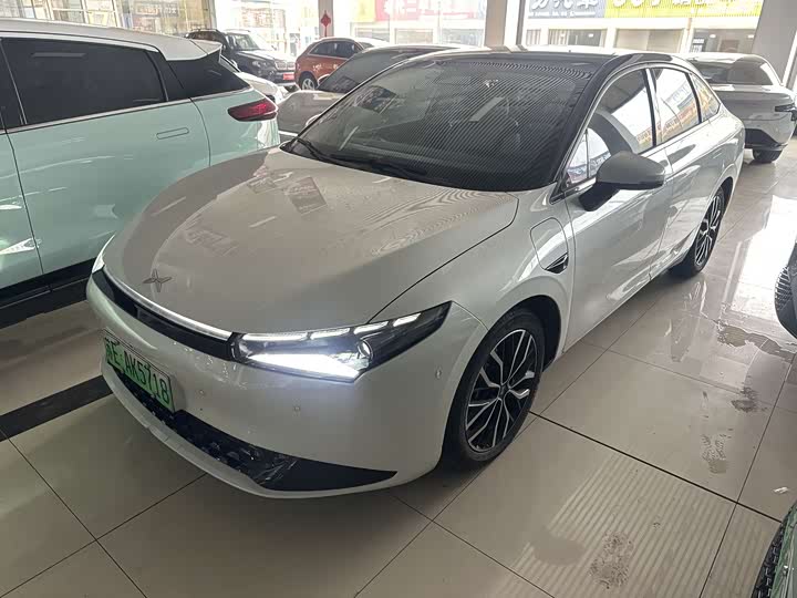 Фото 1 - XPeng P5