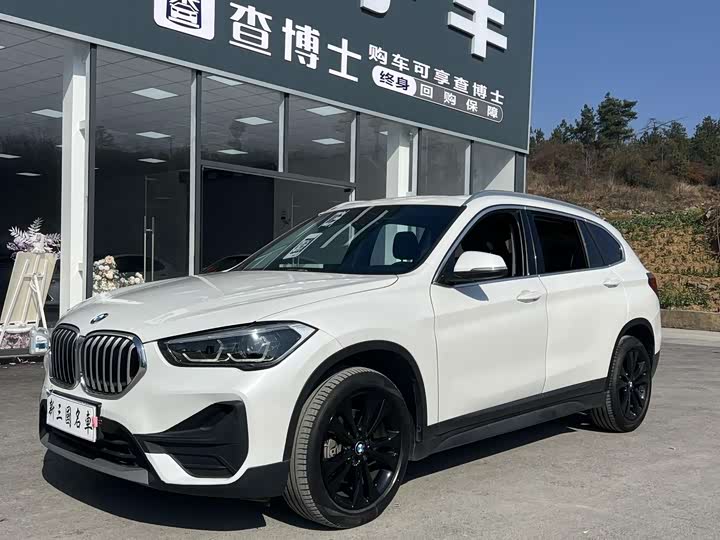 Фото 1 - BMW X1