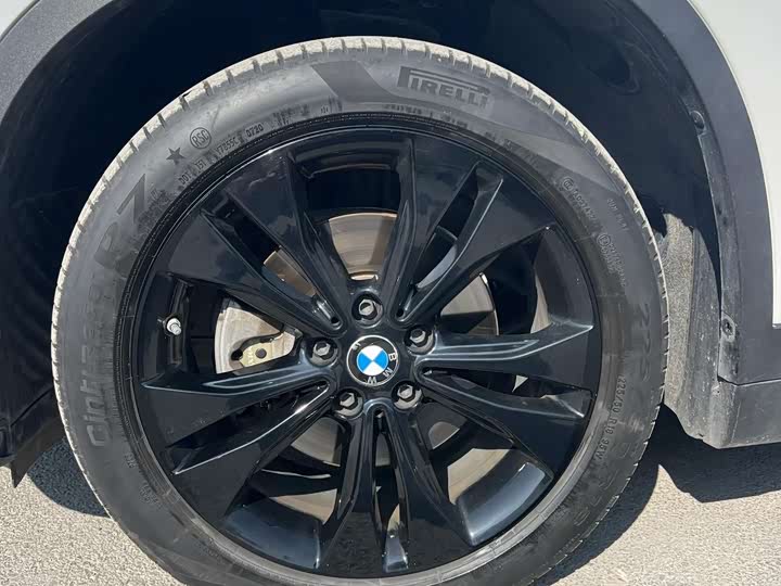 Фото 4 - BMW X1