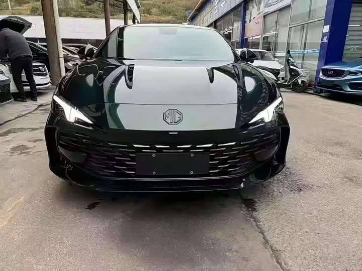 Фото 2 - MG Motor 7