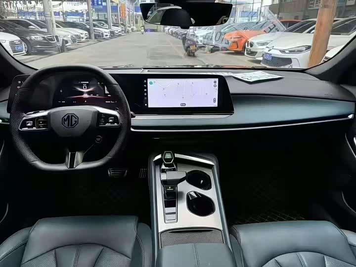 Фото 6 - MG Motor 7