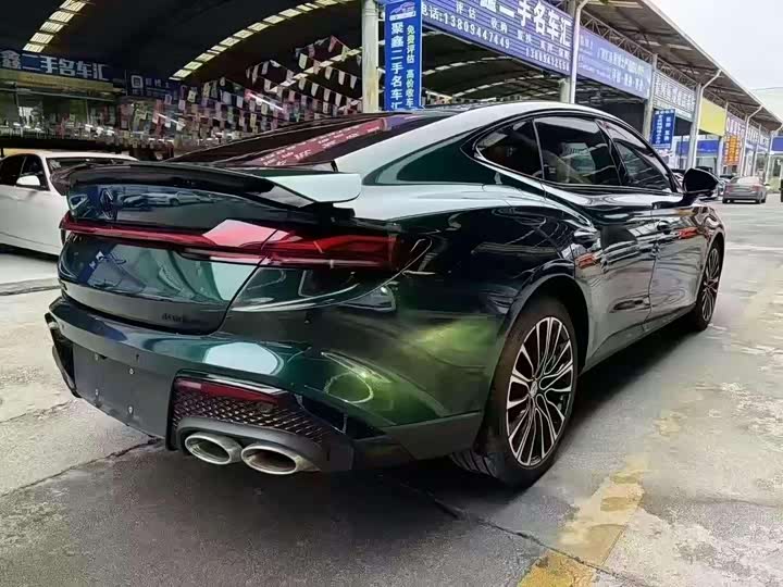 Фото 7 - MG Motor 7