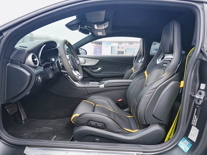 Фото 7 - Mercedes-Benz C-Class AMG