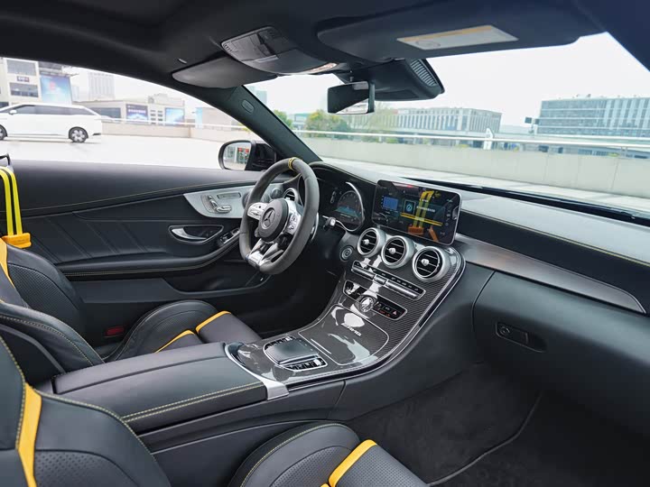 Фото 8 - Mercedes-Benz C-Class AMG