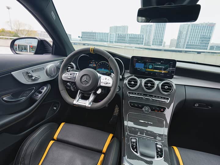 Фото 9 - Mercedes-Benz C-Class AMG