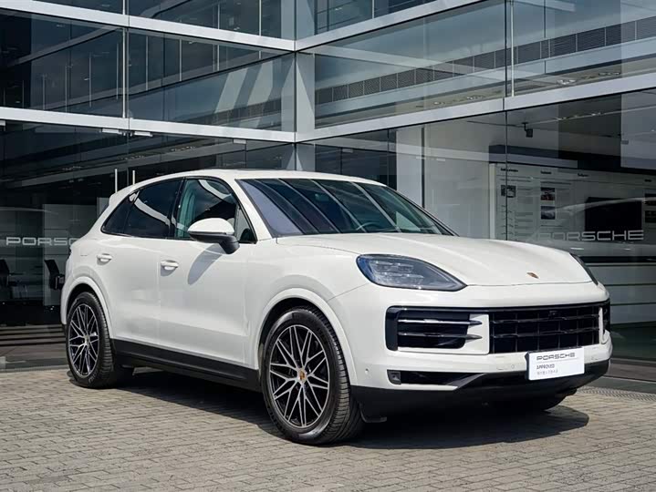 2025 Porsche Cayenne