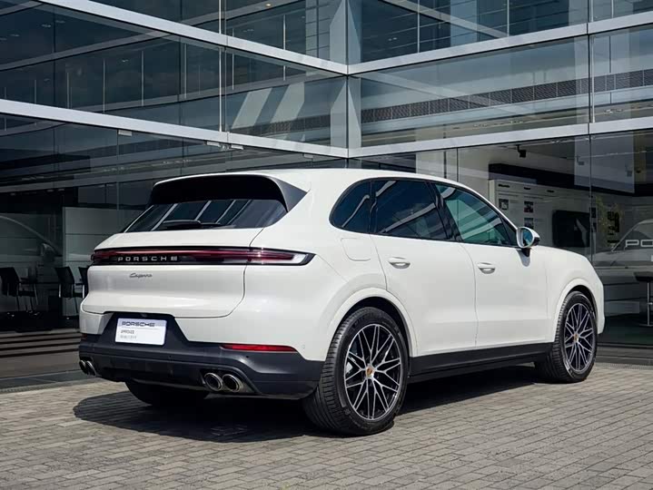 Porsche Cayenne 2025 2025款 Cayenne 3.0T 逐梦版