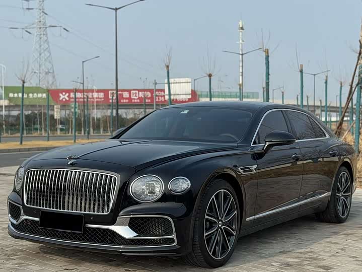 Фото 2 - Bentley Flying Spur