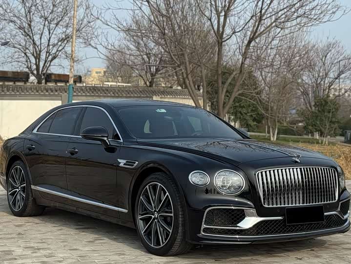 Фото 4 - Bentley Flying Spur