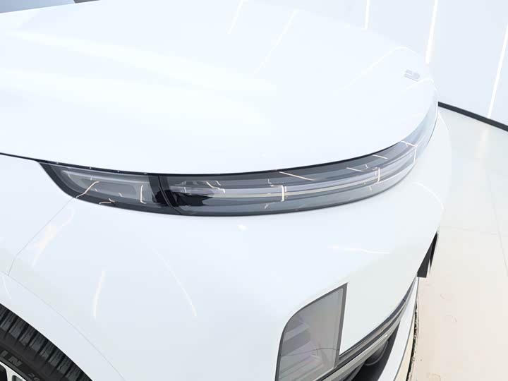 Фото 8 - LiXiang L7