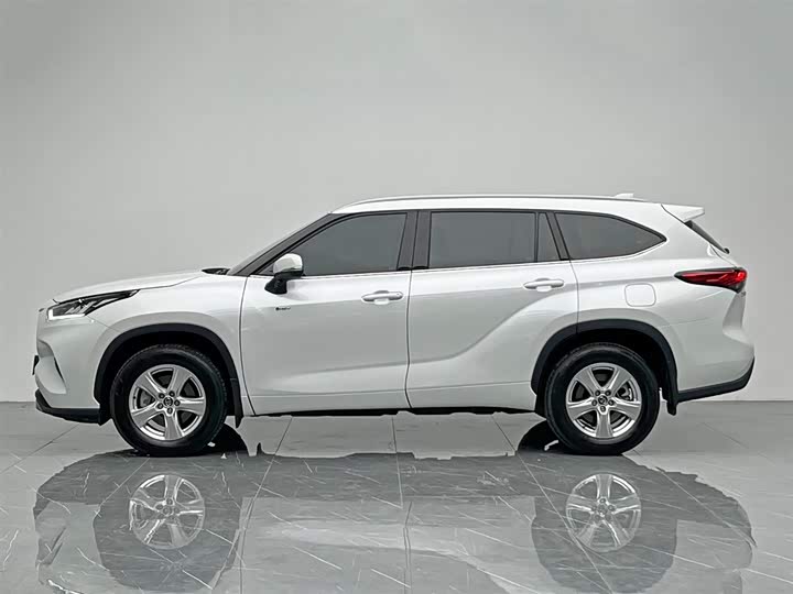 Фото 3 - Toyota Highlander