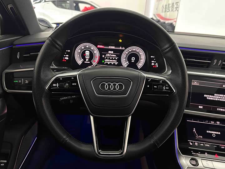 Фото 9 - Audi A6L Hybrid