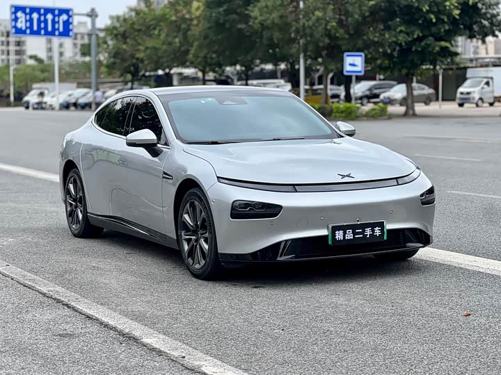 Фото 3 - XPeng P7