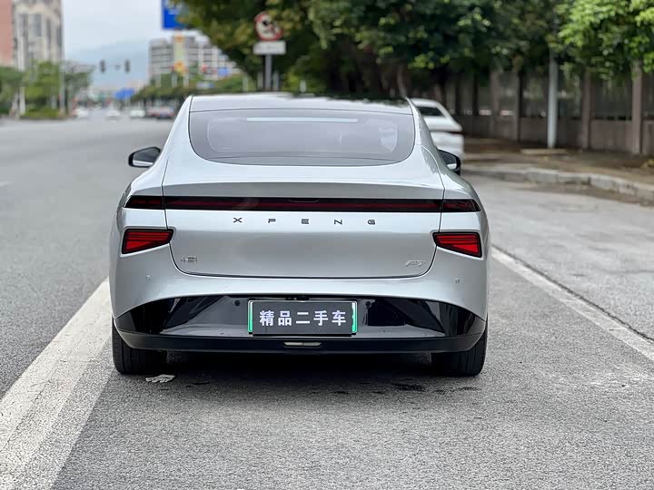 Фото 5 - XPeng P7