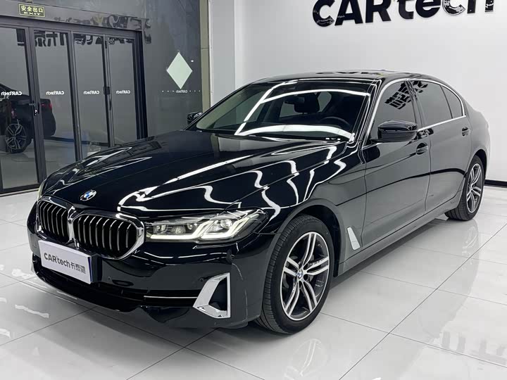 Фото 1 - BMW 5 Series