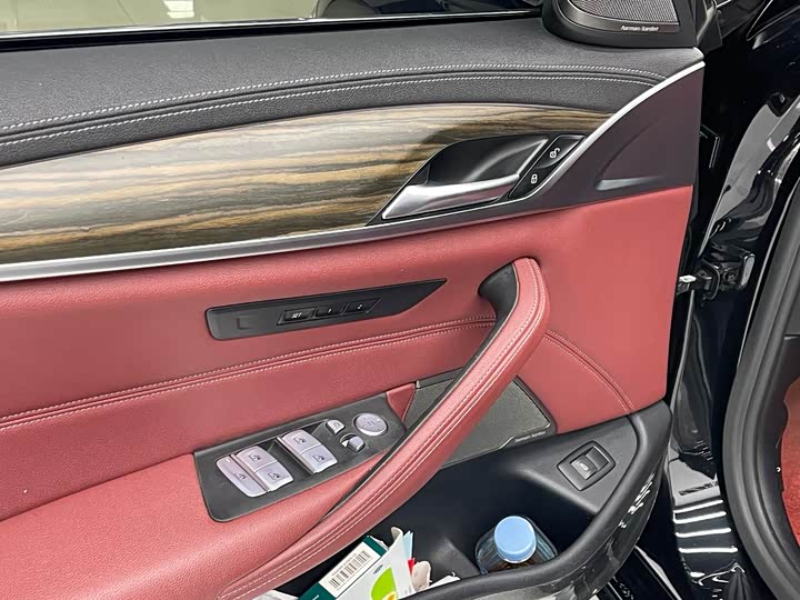 Фото 5 - BMW 5 Series