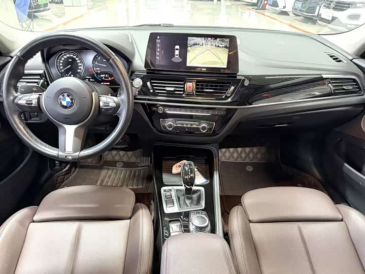 Фото 8 - BMW 1 Series