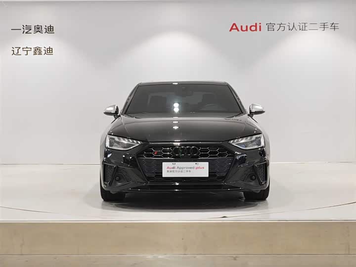 Фото 2 - Audi S4