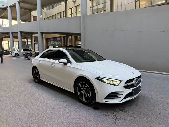 Фото 3 - Mercedes-Benz A-Class