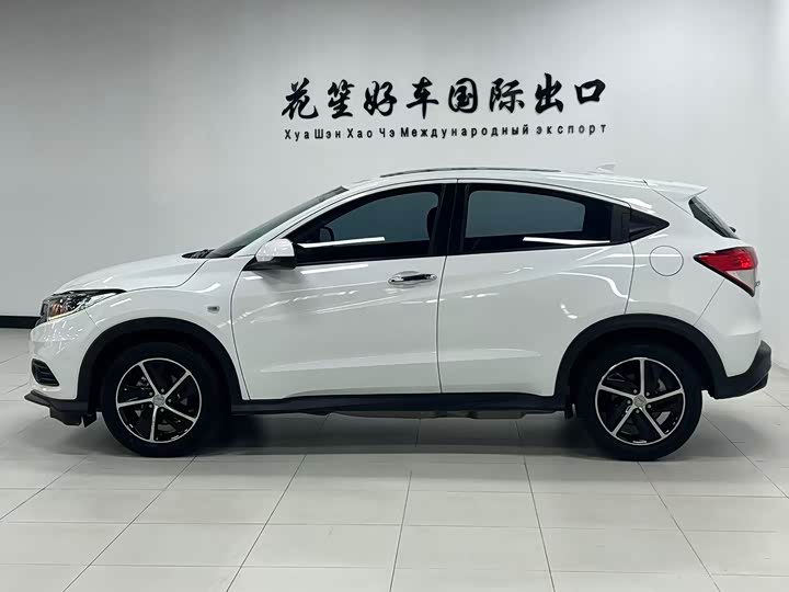 Фото 2 - Honda Vezel